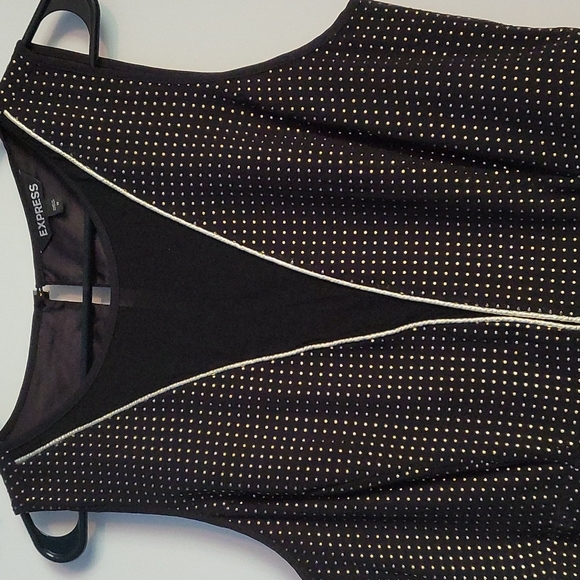 Dress - Picture 3 of 5